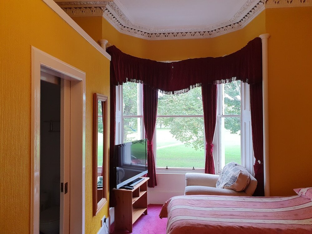 Фото Mackenzie Guest House