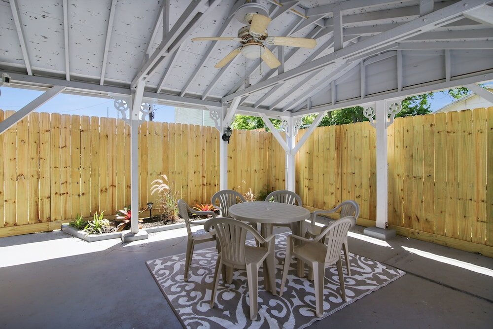 Фото Butterfly Bungalow