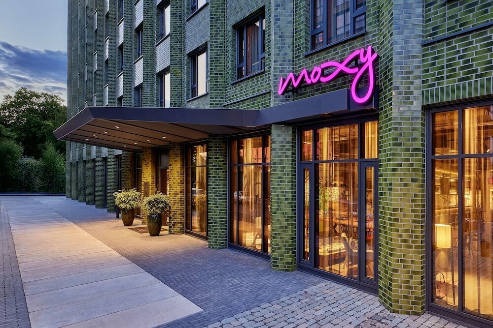 Hotel Moxy Cologne Muelheim, Cologne, photo