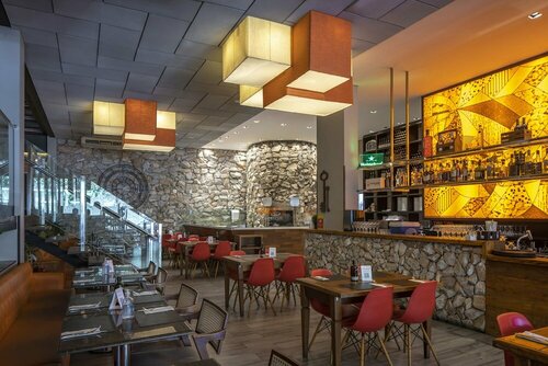 Внешний вид отеля Radisson Blu Belo Horizonte, Savassi в Белу-Оризонти, фото 3