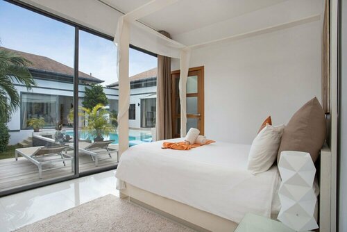 Гостиница Luxury Villa Salt Pool Rawai & Naiharn