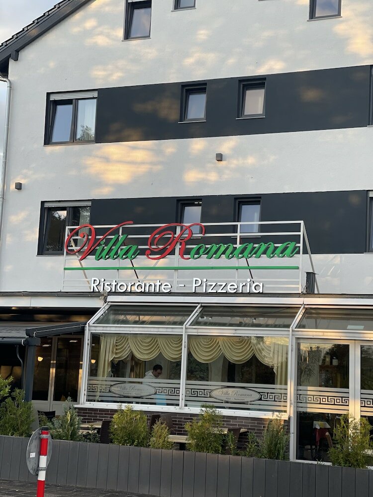 Фото Hotel Restaurant Villa Romana