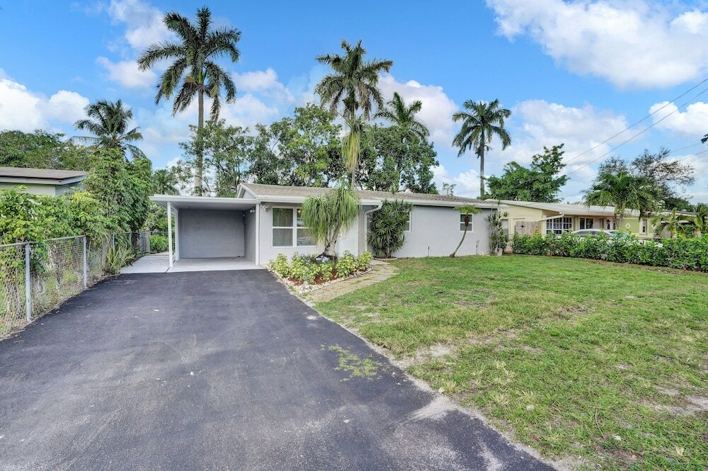 Фото Waterfront Newly Renovated 4 Br Home