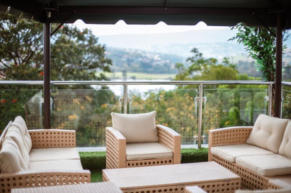 Фото Ndaru Luxury Suites