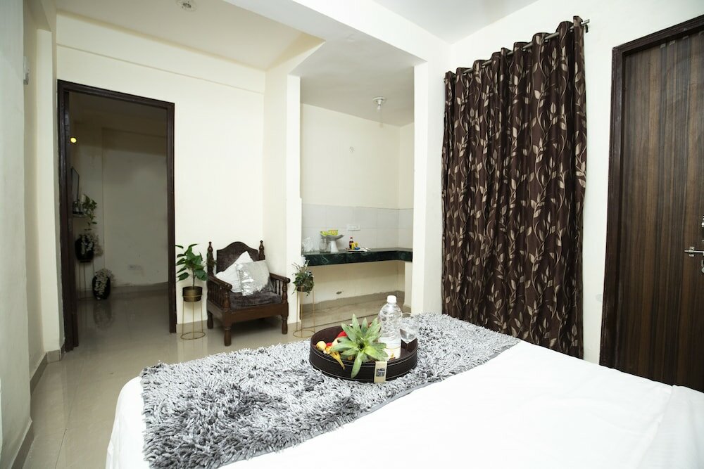 Фото Hotel Royal Avenue by F9 Hotels