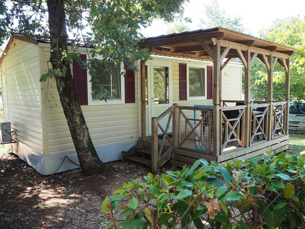 Фото Mobilhome Victoria Camping Lanterna