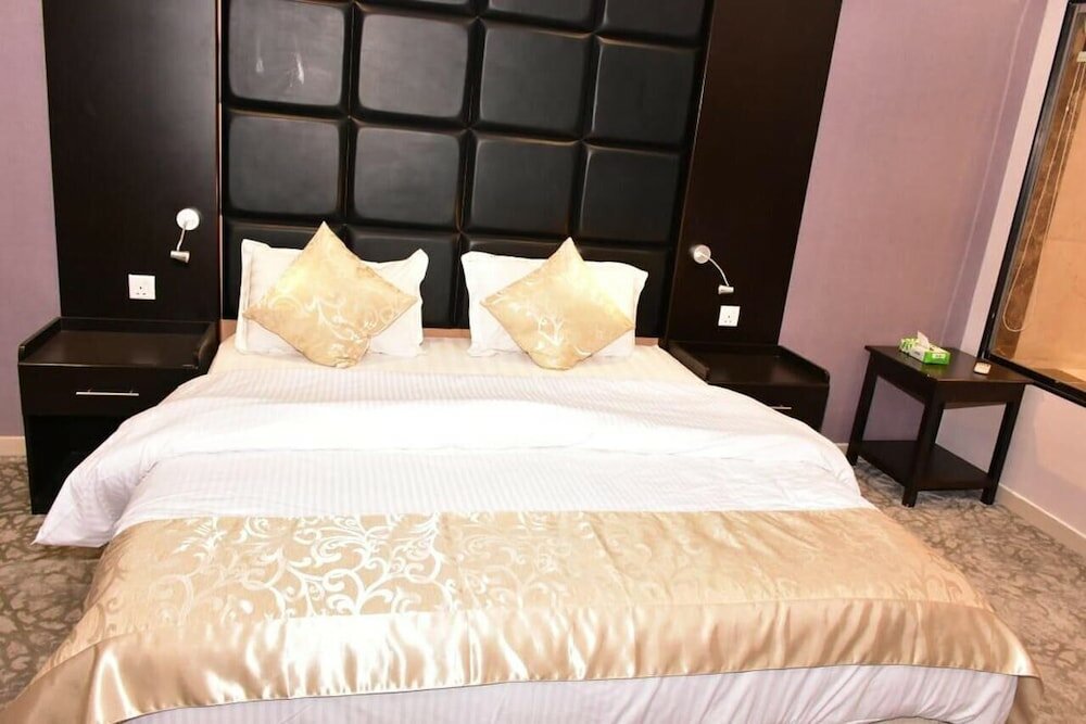 Фото In Maz Aparthotel