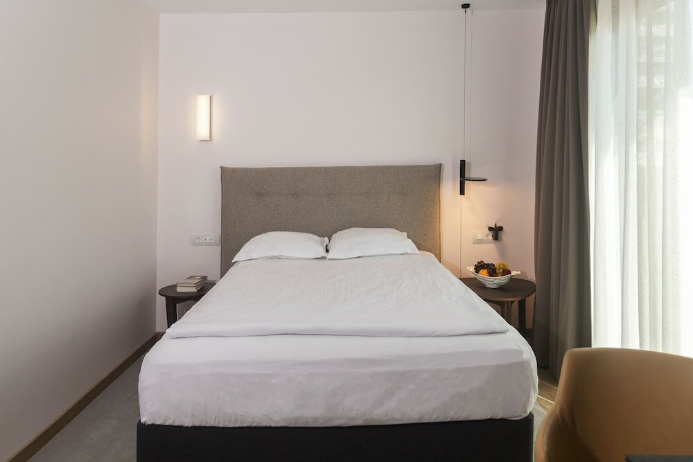 Фото Amiral Hotel