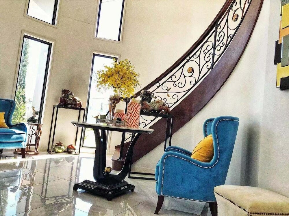 Фото Luxury House Collection Four Beds