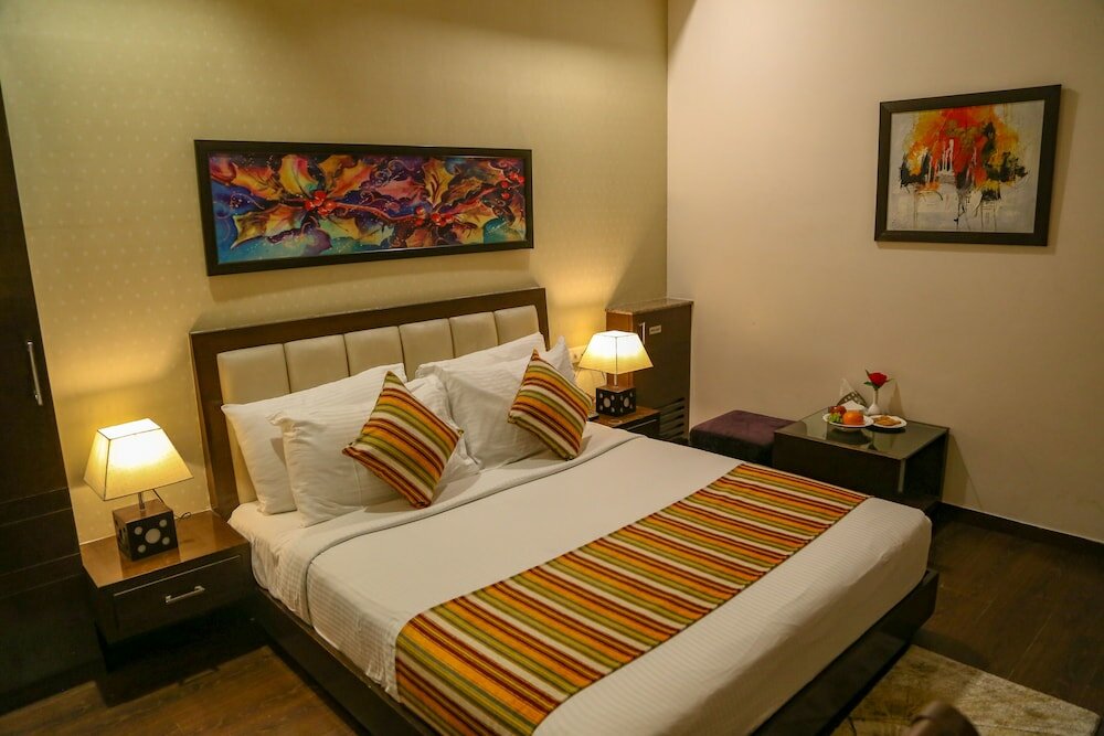 Фото Four Leaf Hotels Amritsar