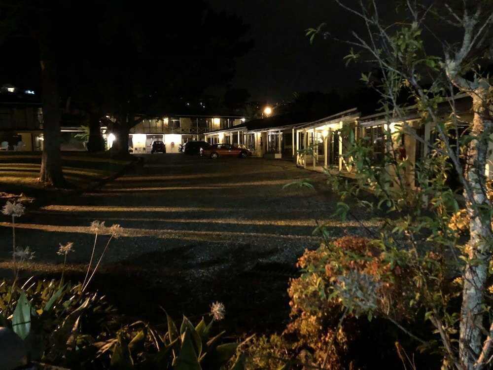 Фото Half Moon Bay Motel