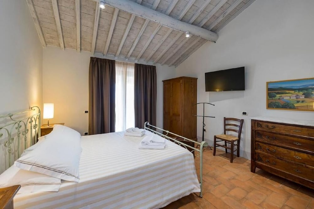 Фото Agriturismo Podere l'Aione