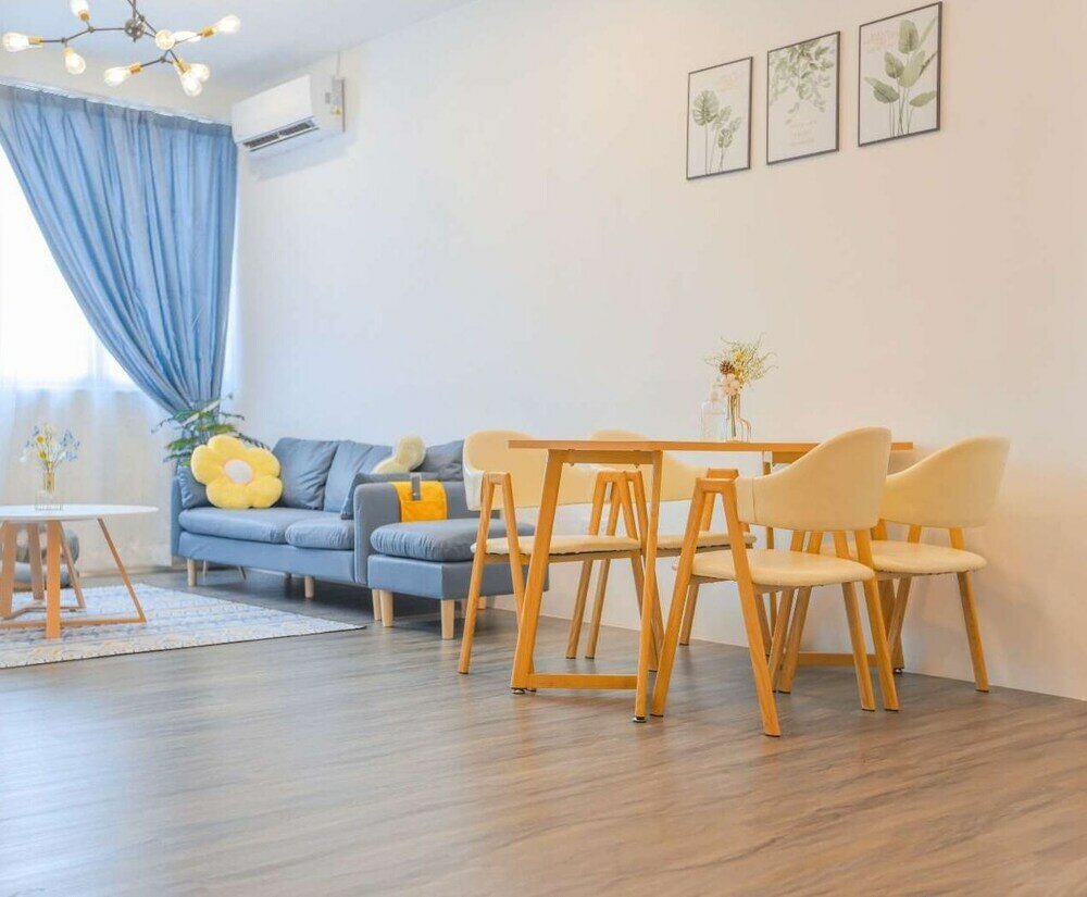 Фото MetroCity Staycation