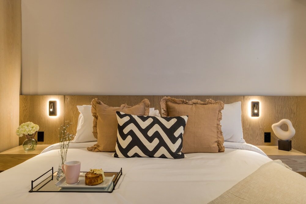 Фото Uliv Poe 240