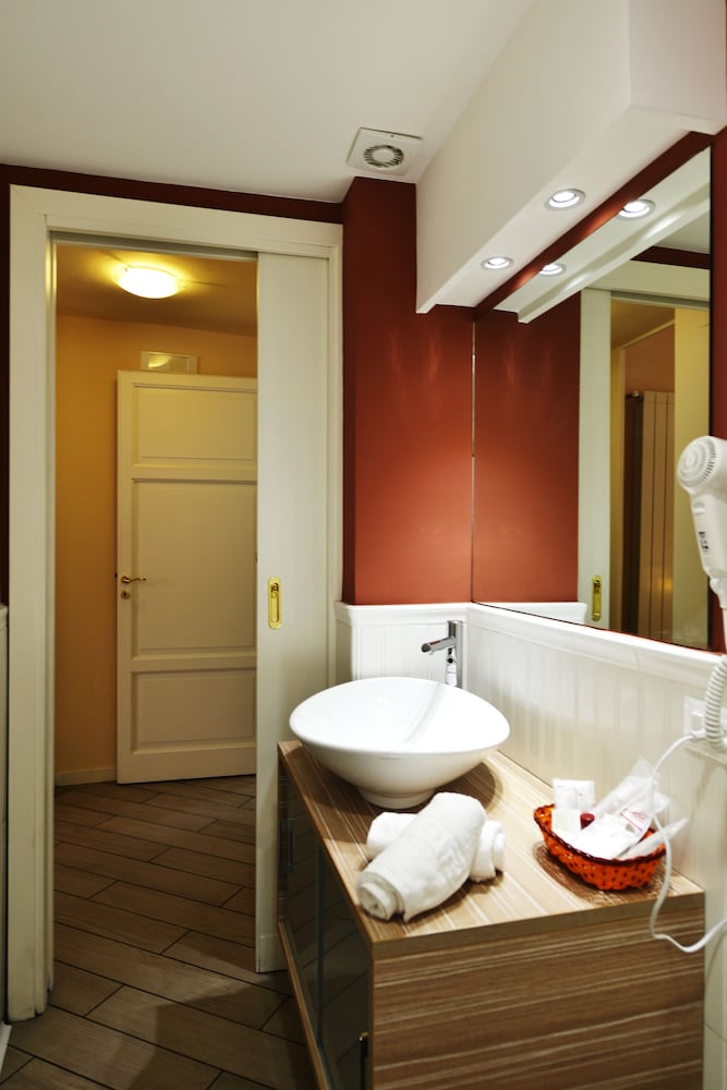 Фото 174 VIA Roma