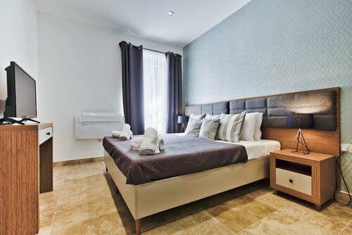 Гостиница Tritoni Ursula suites в Валлетте