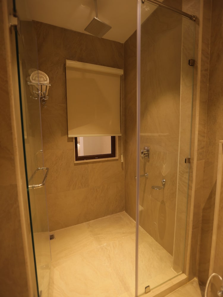 Фото Clarks Inn Express Dehradun