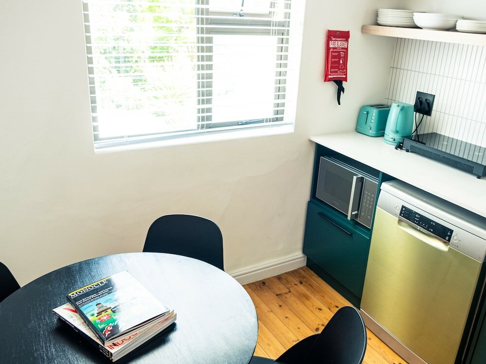 Фото Neighbourgood Hill