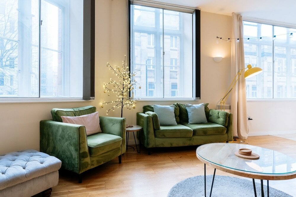 Фото Bright 2bd Flat in Manchester