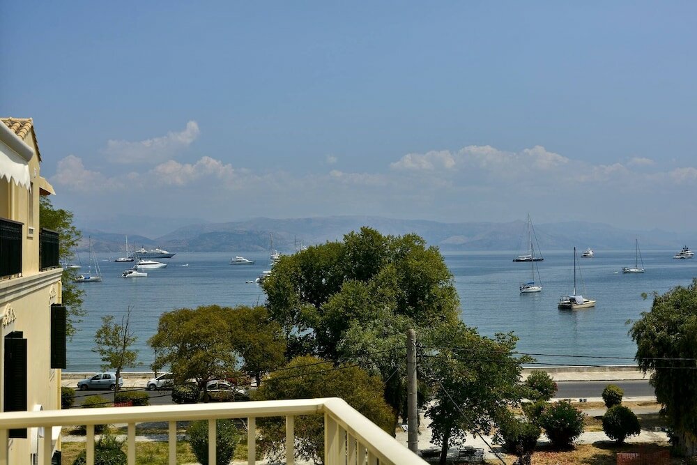 Фото Luxury Bay View by Corfuescapes