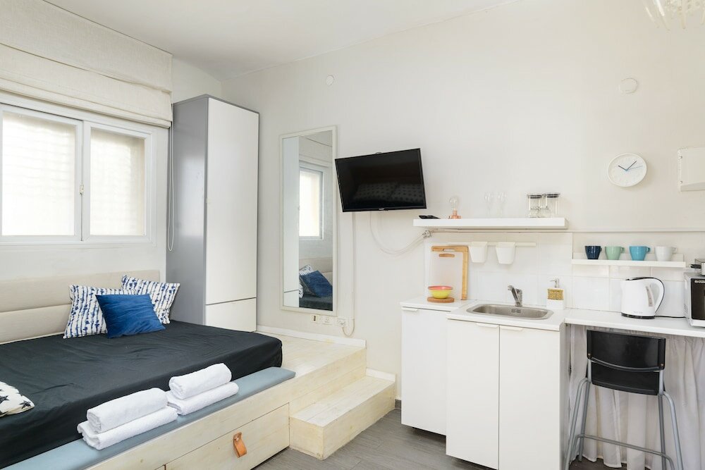 Фото Quiet Studio near Beach & Market