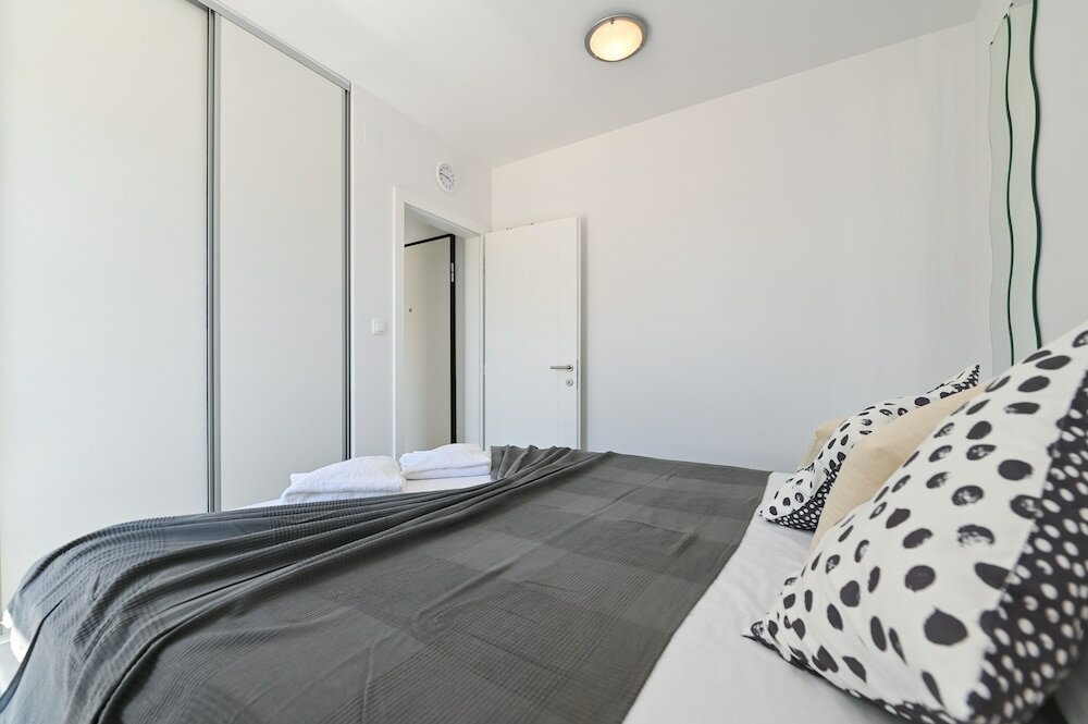 Фото Apartments Olive Garden 2