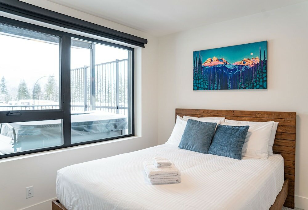 Фото Switchback Suite by Revelstoke Vacations