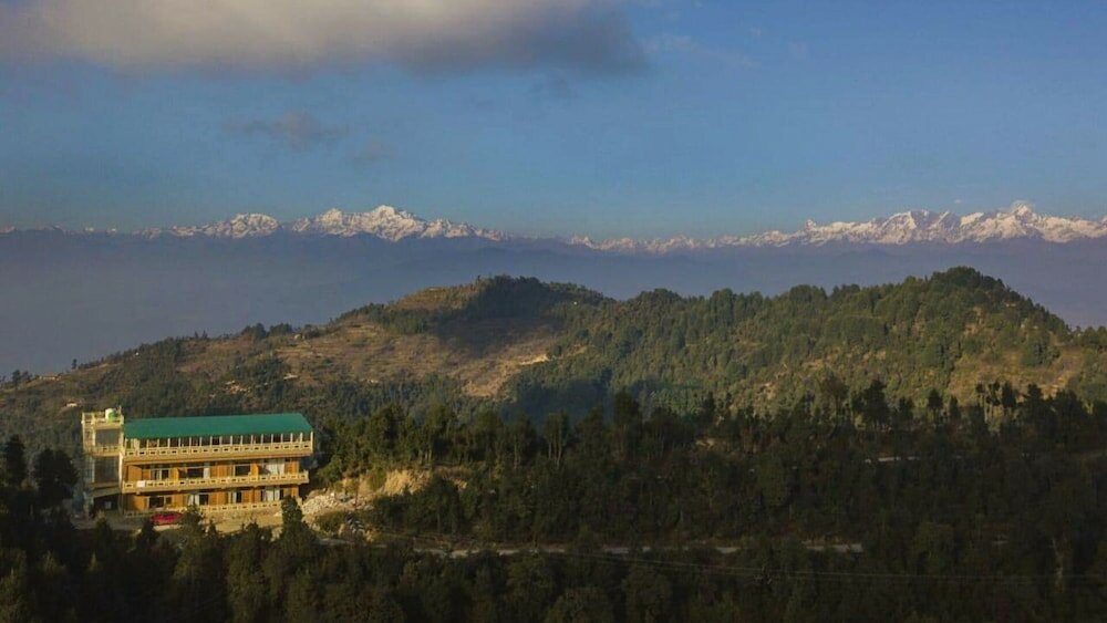 Фото The Royals Apricot Garden