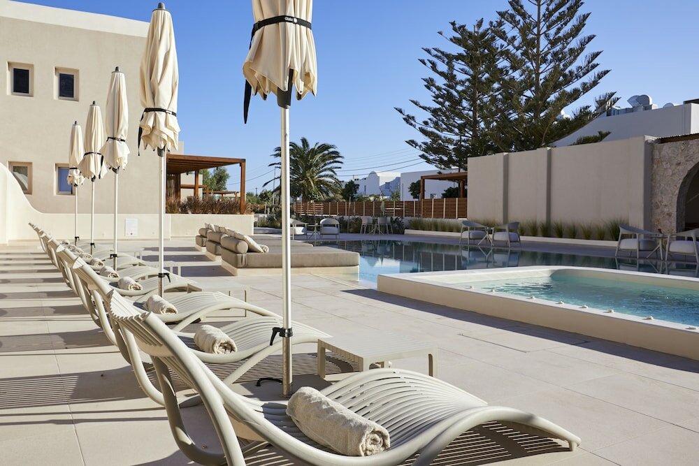 Фото Apricus Suites