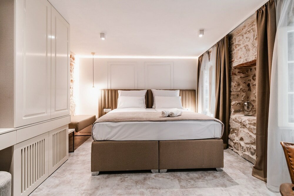 Фото Šibenik Palace