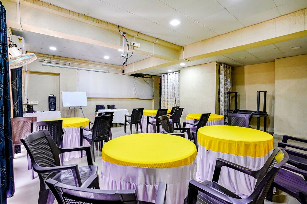 Фото Fabhotel Ramjis Residency