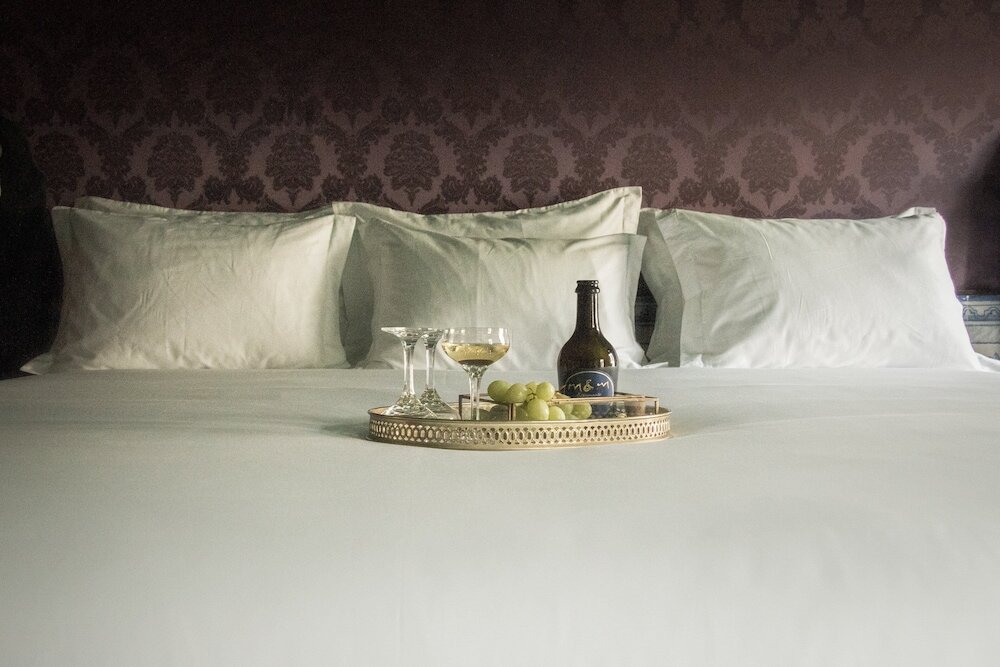 Фото Pensão Amor Madam’s Lodge