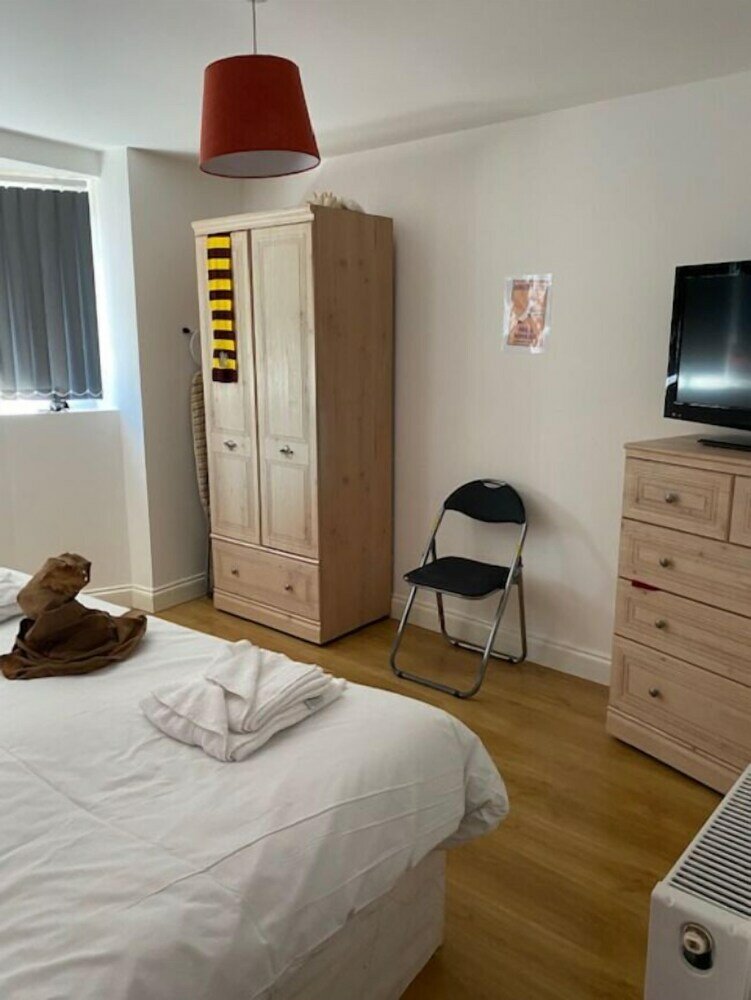 Фото Spinners End