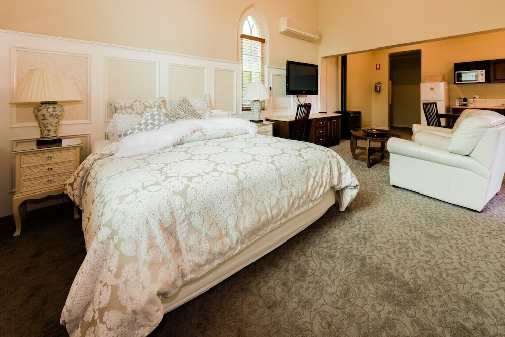 Фото Castlemaine Colonial Motel