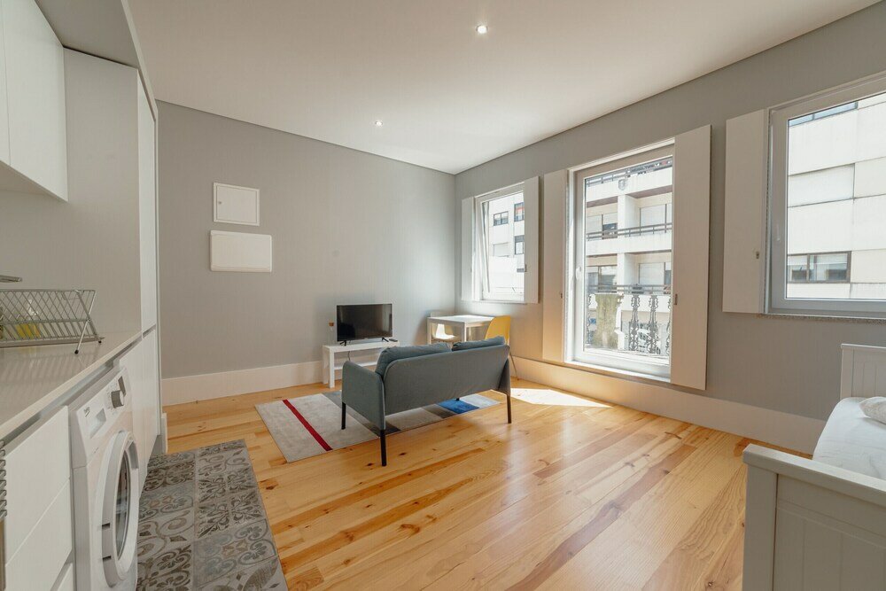 Фото Downtown Santos With Terrace by Homing