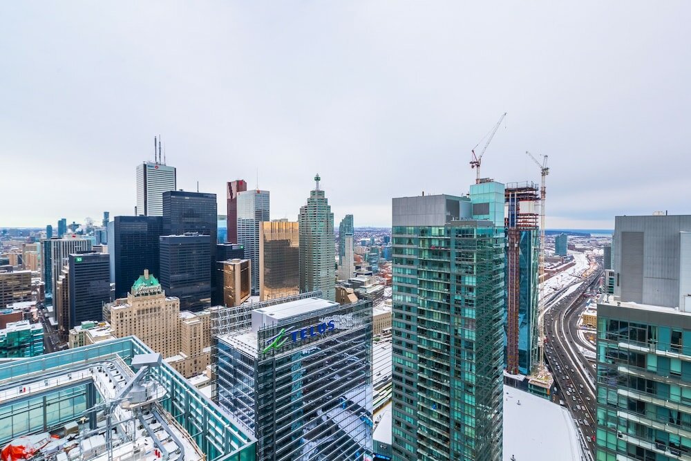 Фото Sterling Suites - Financial District