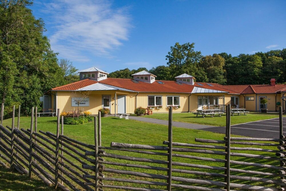 Фото Lisebergsbyn Stugor