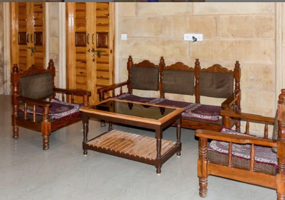 Фото Hotel Thakur Ji Palace