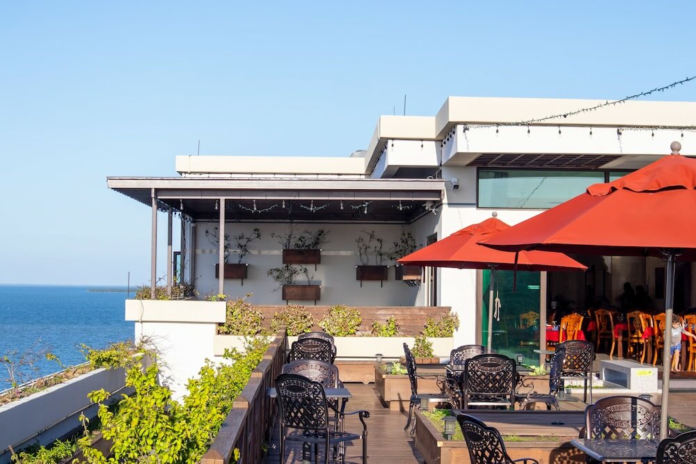 Фото Golden Bay Belize Hotel