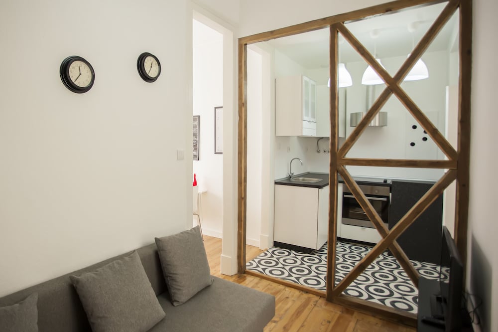 Фото Cool Lisbon Apartment