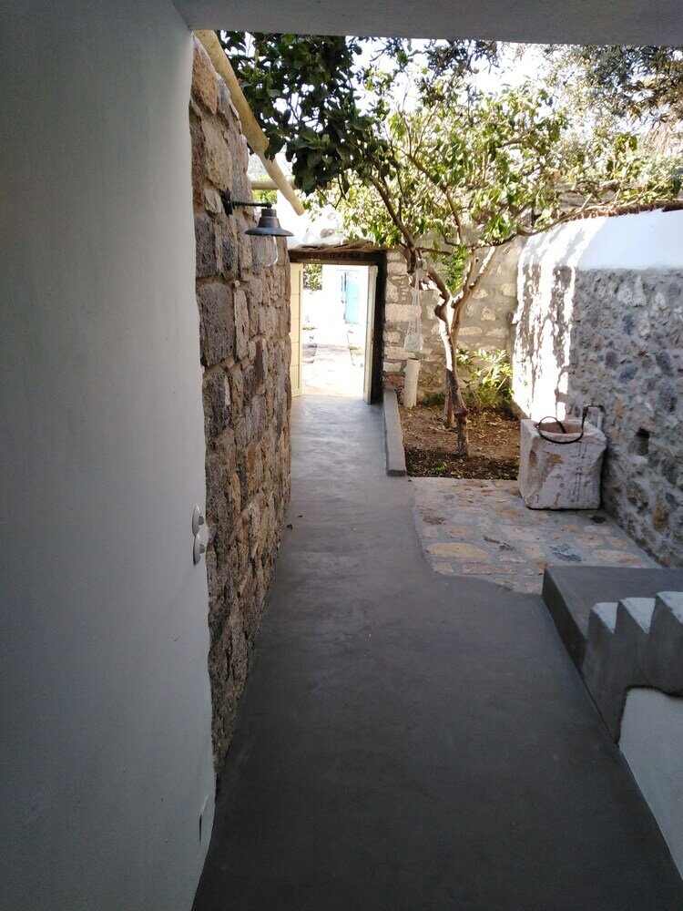 Фото Latmos 1860