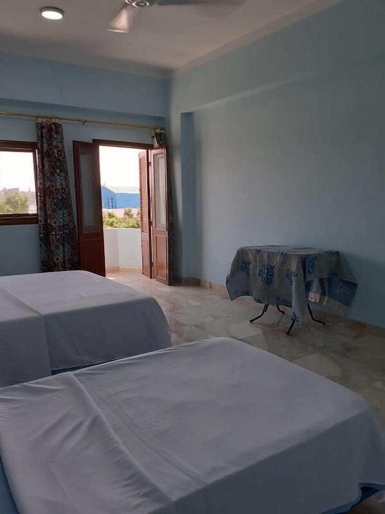 Фото Nile Youth Hostel