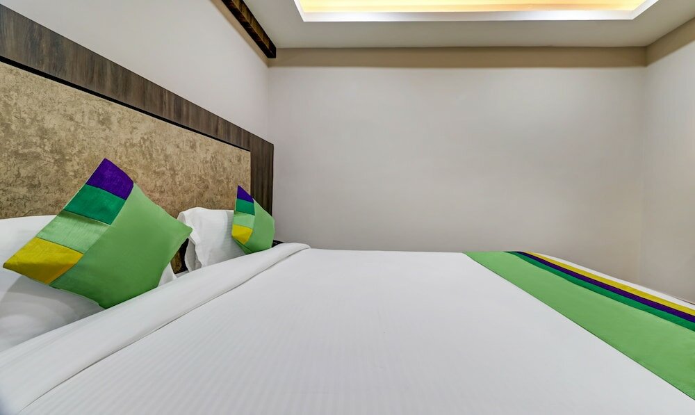 Фото Hotel Bikalal