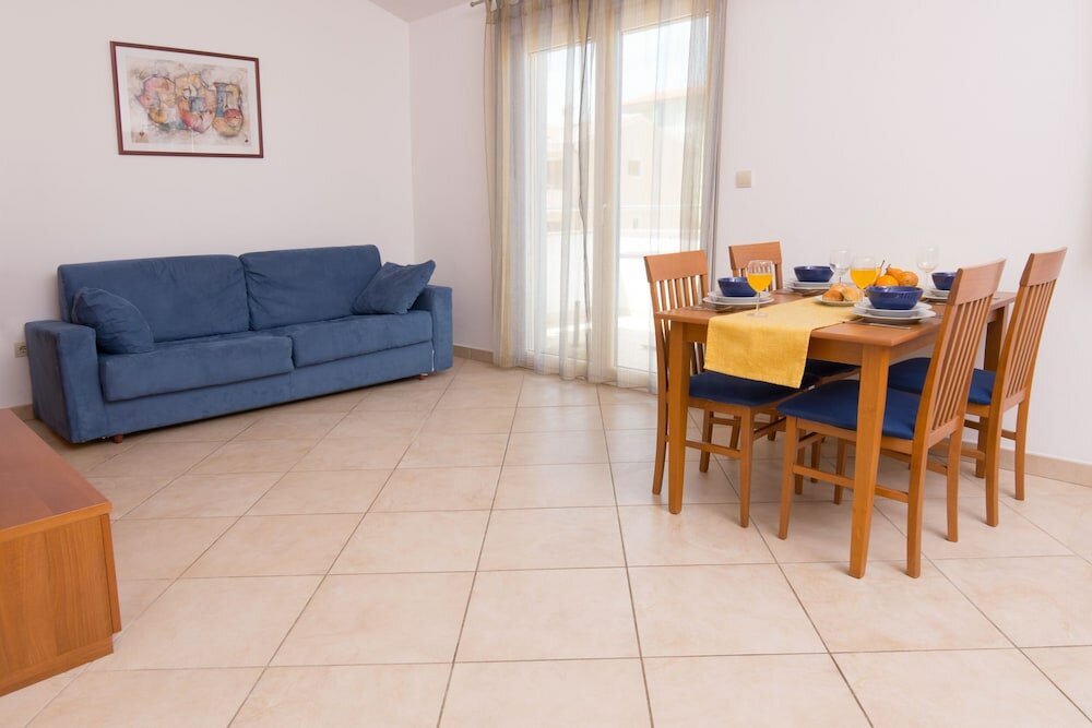 Фото Apartments Flora