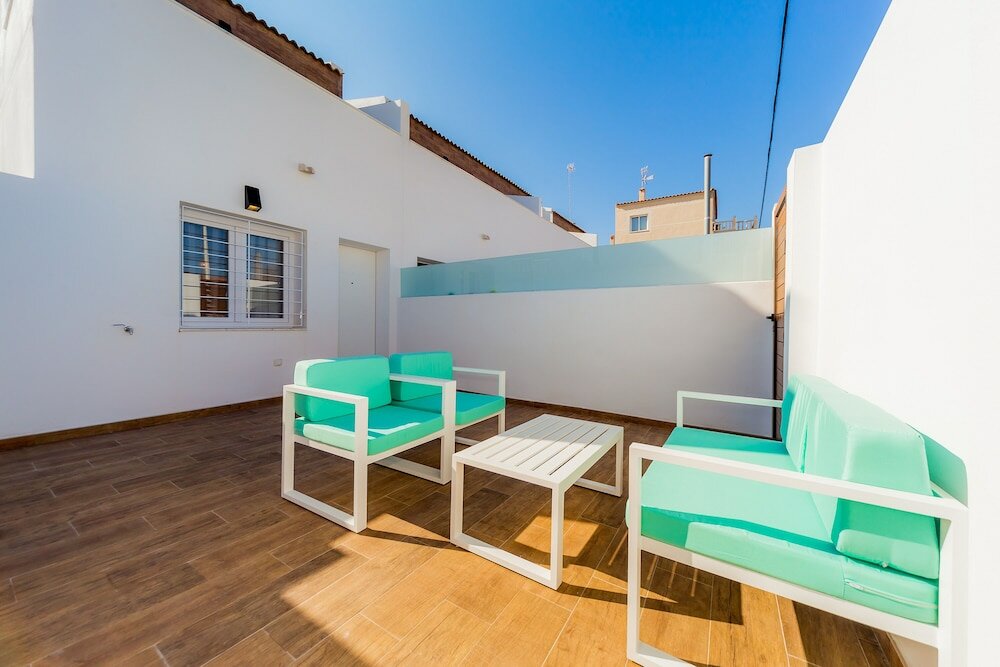 Фото Apartamentos El Abuelo