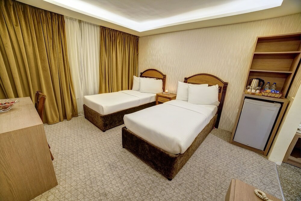 Фото Nairoukh Hotel Aqaba