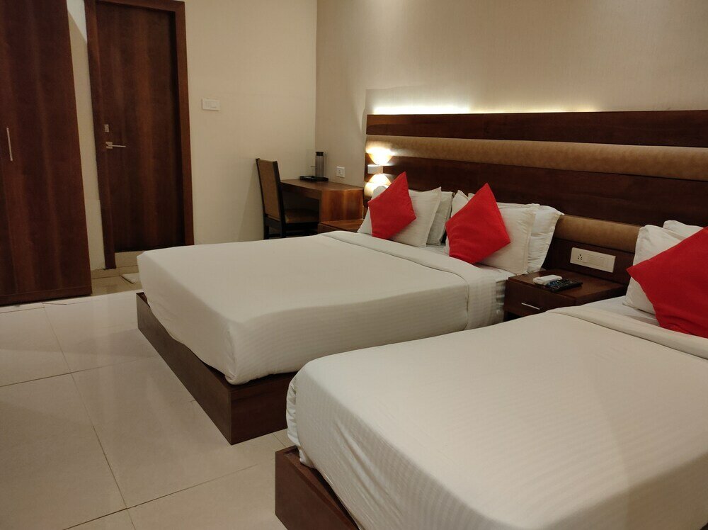 Фото Hotel Universal Garden