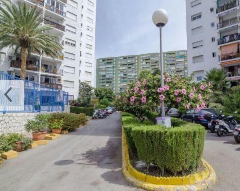 Гостиница Apartamento Las Torres Con Vista Al Mar в Фуэнхироле