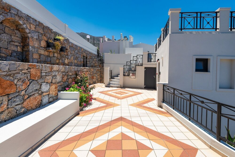 Фото Minois Boutique Hotel 