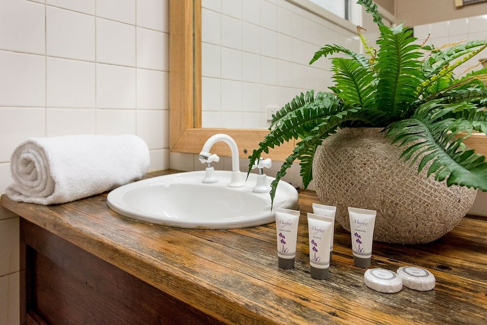 Фото Avalon House